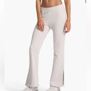 Vuori Sedona Wide Leg Sweatpants